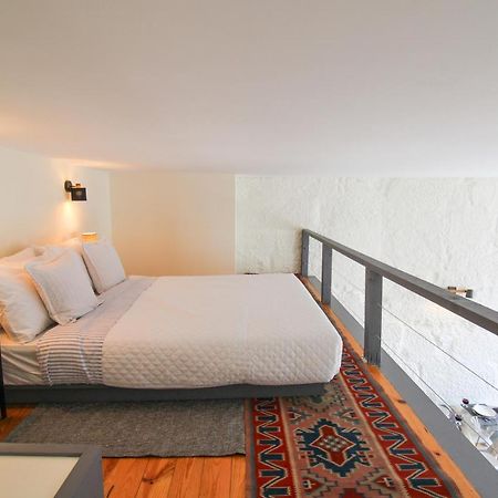 Апартаменты Cativo Mezzanine Loft Порту Экстерьер фото